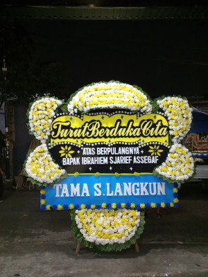 Papan Bunga Duka di Purwoyoso
